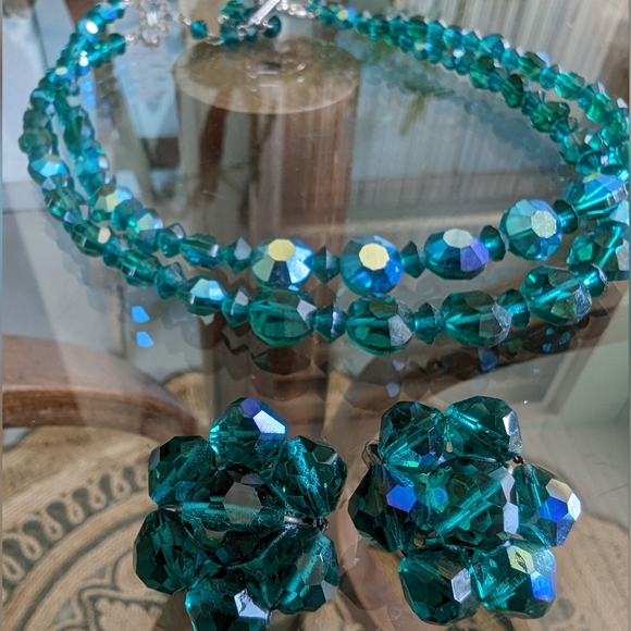 Vintage Teal Beaded Jewelry Set - Picture 1 of 7